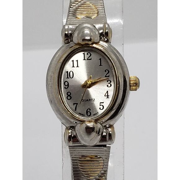 Advance women's dress watch. WS50869W. Heart pattern on band. Small oval face - Picture 1 of 8